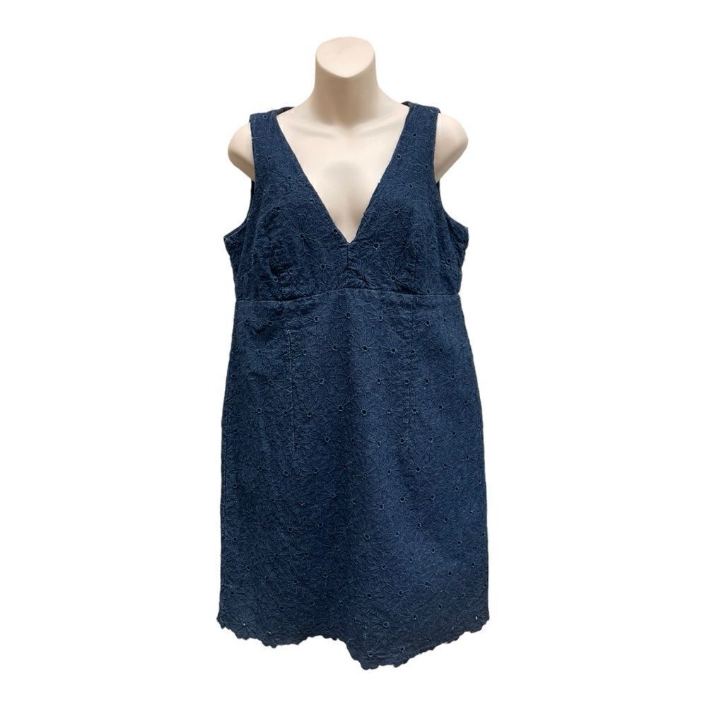 ECI DENIM Eyelet Flower Embroidered Detailing Mini V-Neck Sleeveless Dress Sz 10